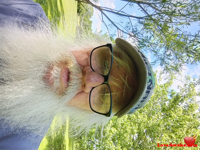 harv53 American Man from Bloomington