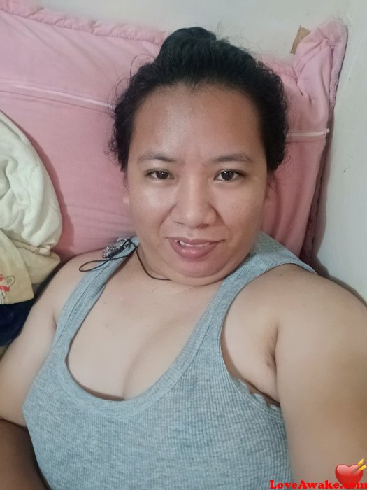 mil3 Filipina Woman from Cebu