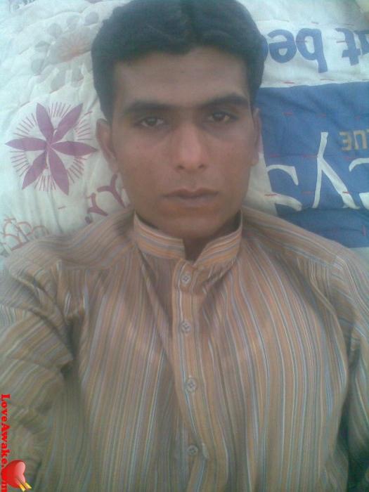 hunter121 Pakistani Man from Larkana