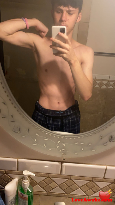 Tommyt06 American Man from Cleveland
