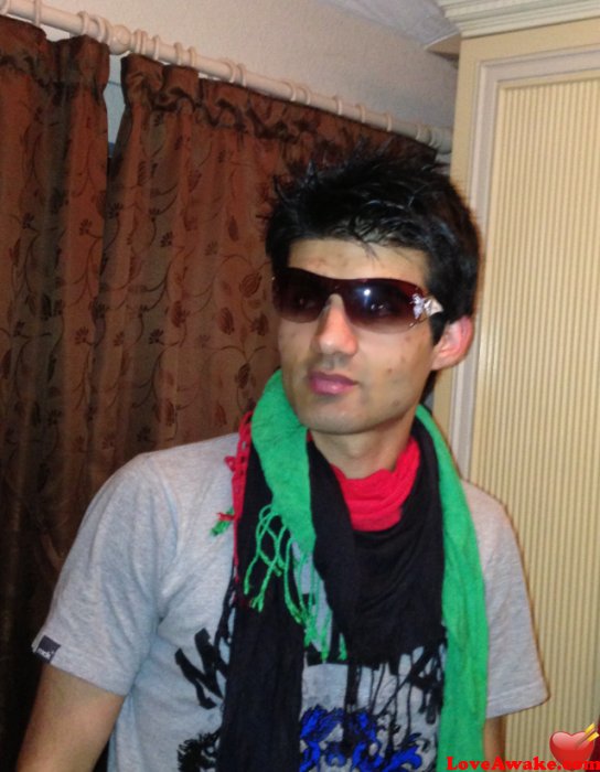 nasrat12 UK Man from London