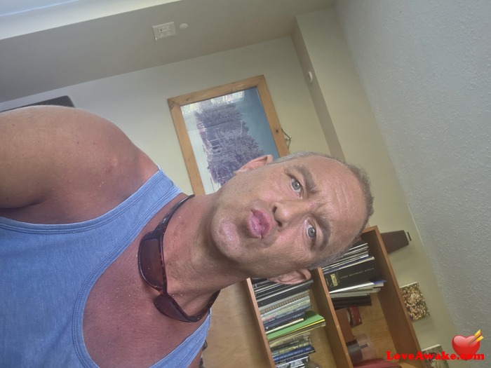 Benlov American Man from Safety Harbor