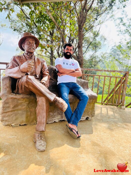Udayasc Sri Lankan Man from Bandarawela