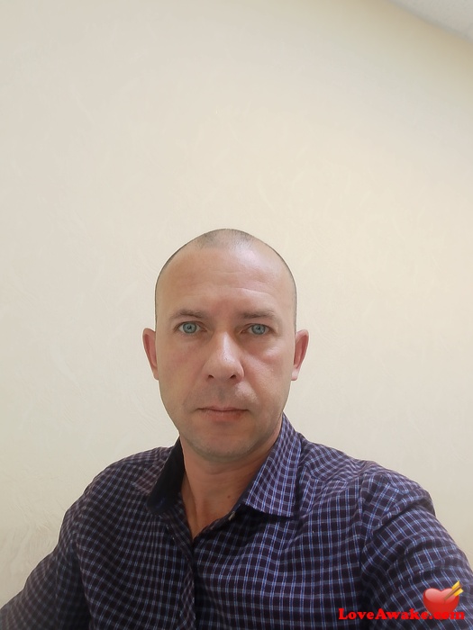 Alexander82twig Serbian Man from Belgrade