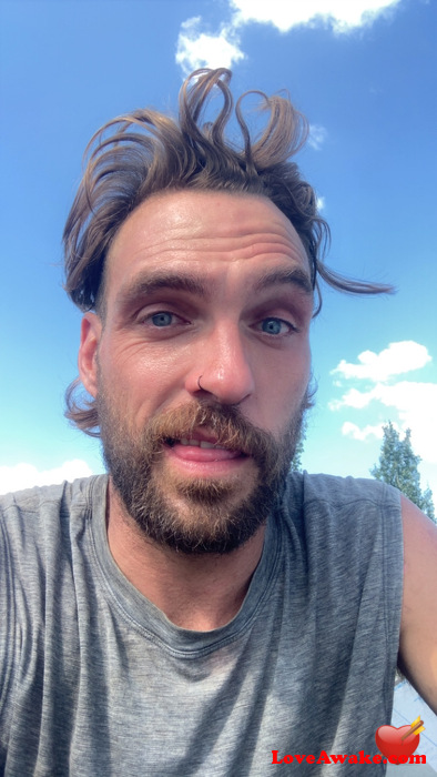 Chxseonyourcxse Canadian Man from Edmonton