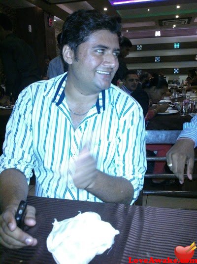 dhruv-luvsearch Indian Man from Ahmedabad