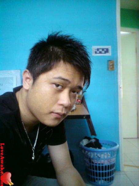 altqq001 Filipina Man from Cebu