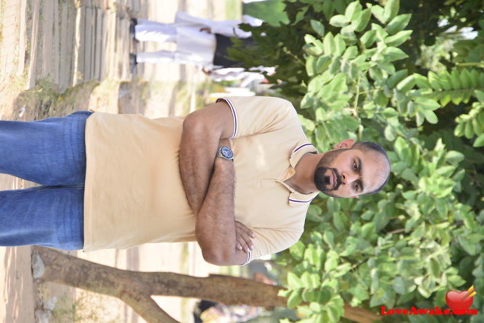 Safikhan772 Romanian Man from Bucharest = Bucuresti