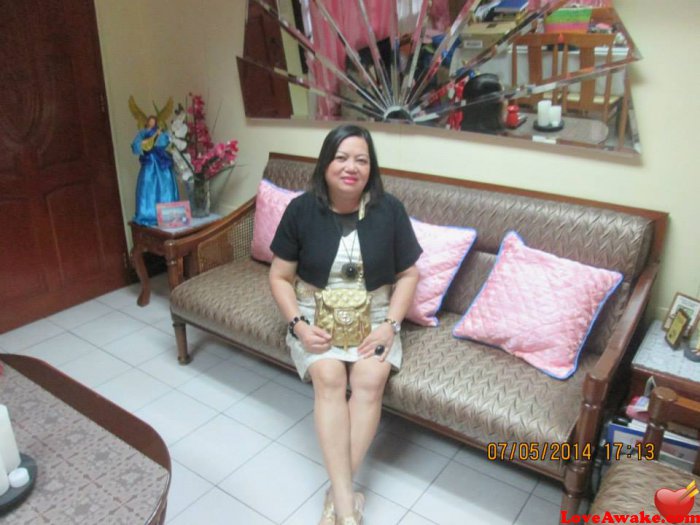 Psyche101 Filipina Woman from Makati