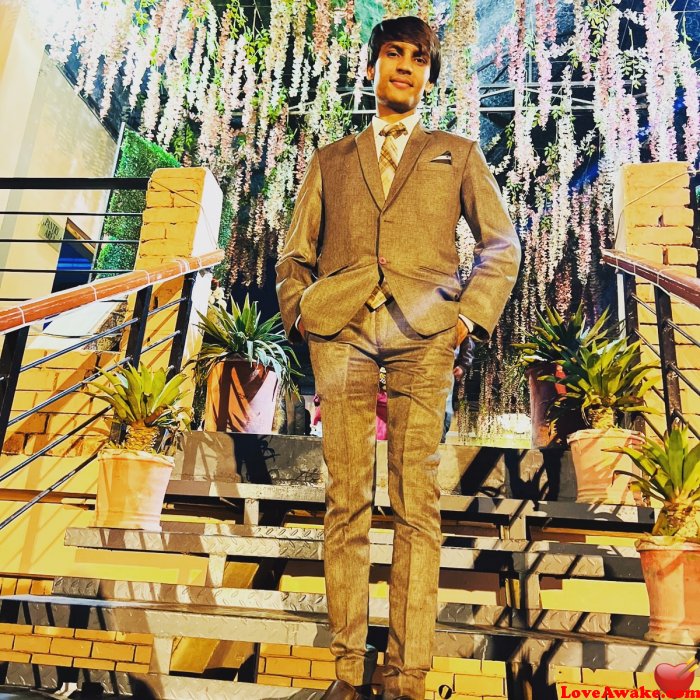 AshHassan Pakistani Man from Multan