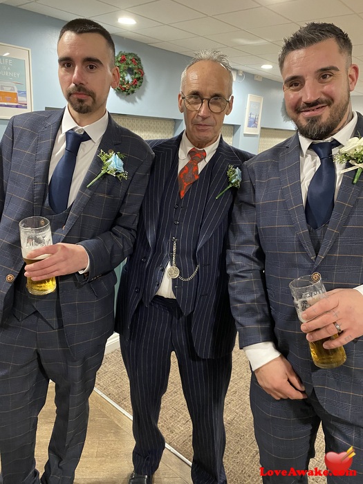 Darvey UK Man from Peterborough
