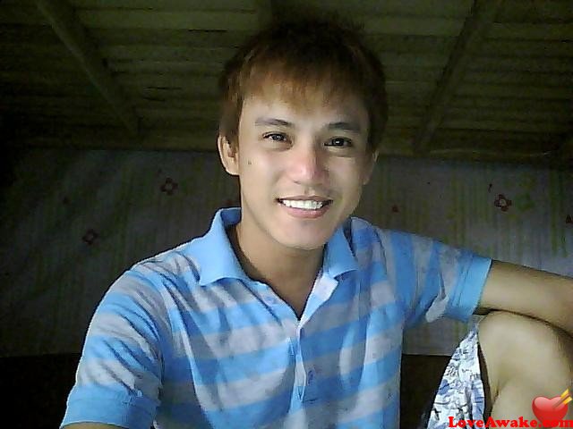 Jimzoren Filipina Man from Davao, Mindanao