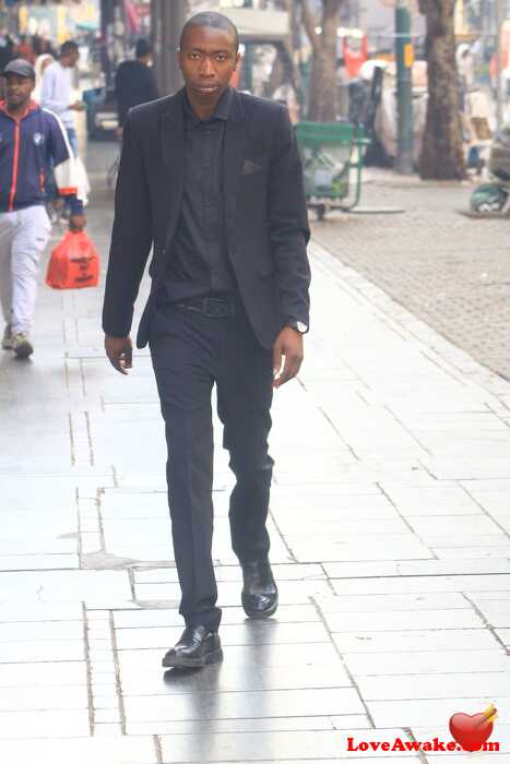 Maandamicheal African Man from Muledane