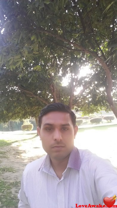 waqar654 Pakistani Man from Lahore
