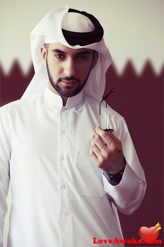 omair Qatari Man from Doha