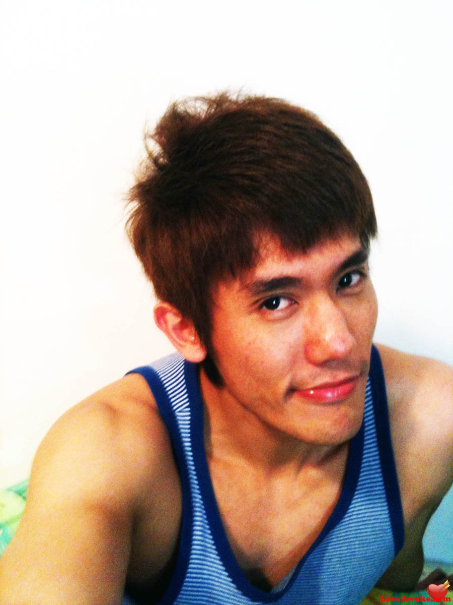 scorpi Singapore Man from Singapore