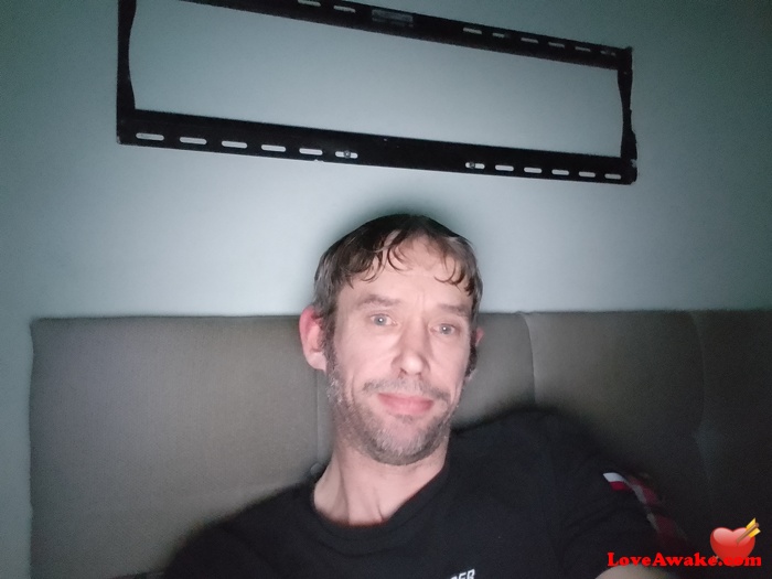 Syurtu44 UK Man from Chatham