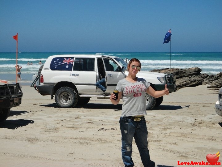 OffroadZoe Australian Woman from Adelaide