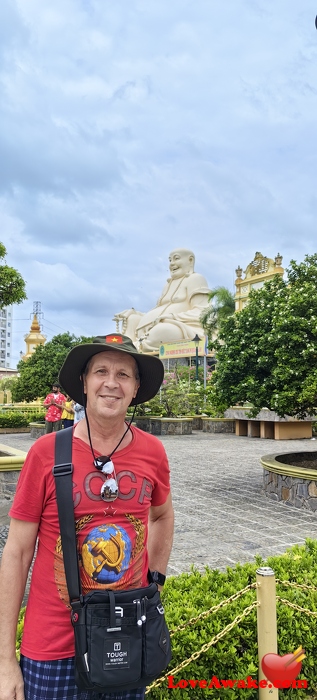 Petr80 Vietnamese Man from Da Nang