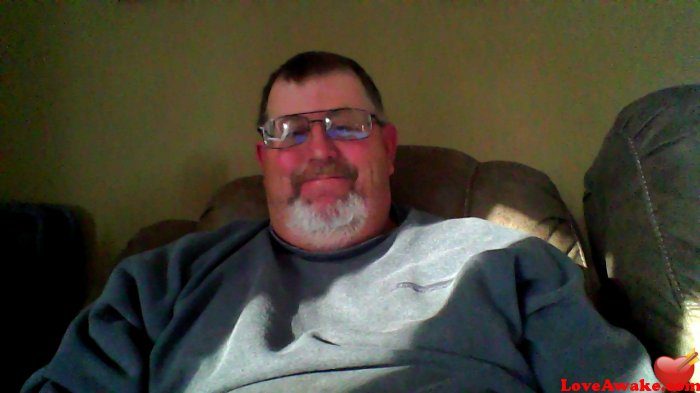 bri1973 American Man from Des Moines