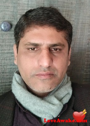 Alizo Pakistani Man from Bahawalpur
