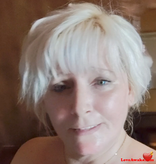 Lv74 Canadian Woman from Belleville
