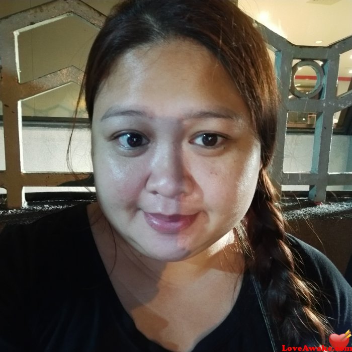 Chechie Filipina Woman from Angeles