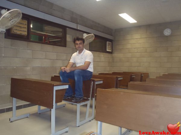 achicheezain Pakistani Man from Karachi