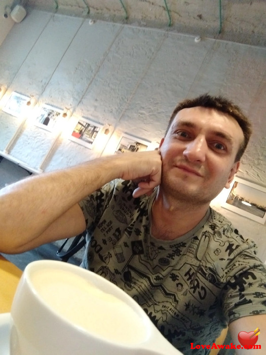 Mikhail25 French Man from Paris