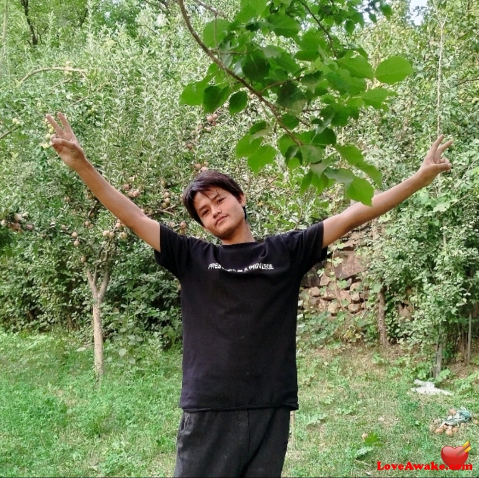 yas230 Afghan Man from Ghazni