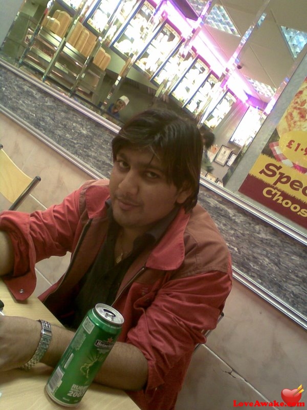 NeeL909 UK Man from London