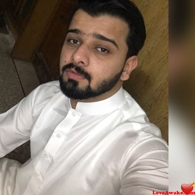 Shumail48 Pakistani Man from Lahore