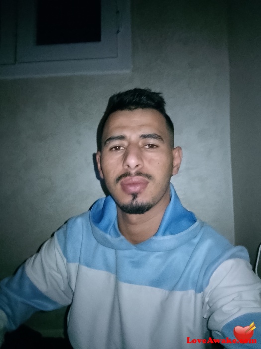 Moussamoutta Algerian Man from Alger (Algiers)