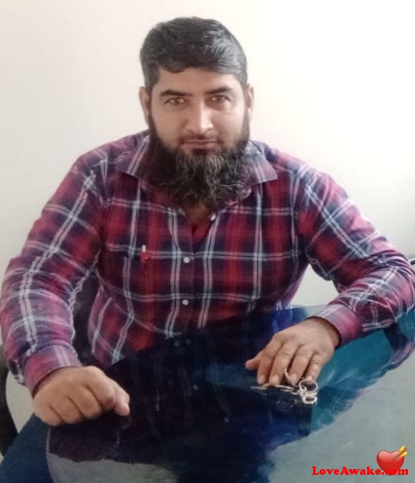 Ali31079 Pakistani Man from Karachi