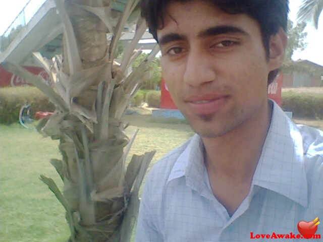 pyaaray Pakistani Man from Karachi
