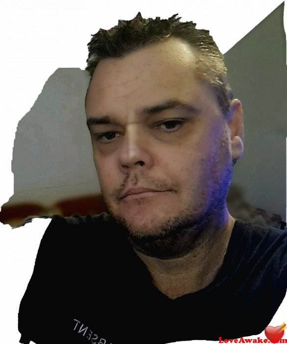 Needinu22 Australian Man from Perth