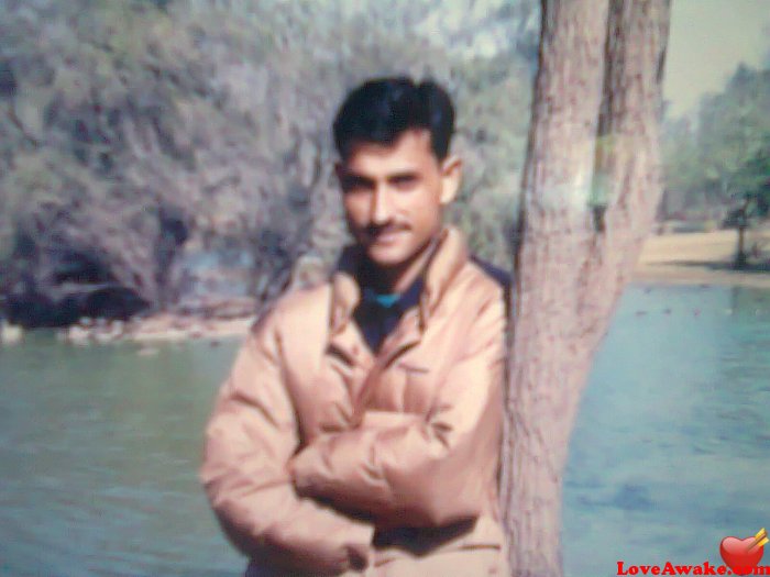 Ravi076 Indian Man from Jammu