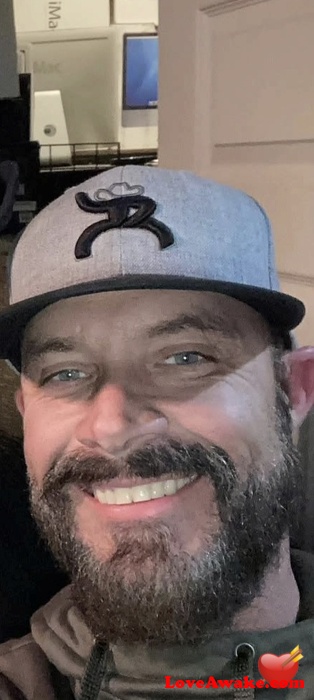 Layedbacksir American Man from Lebanon