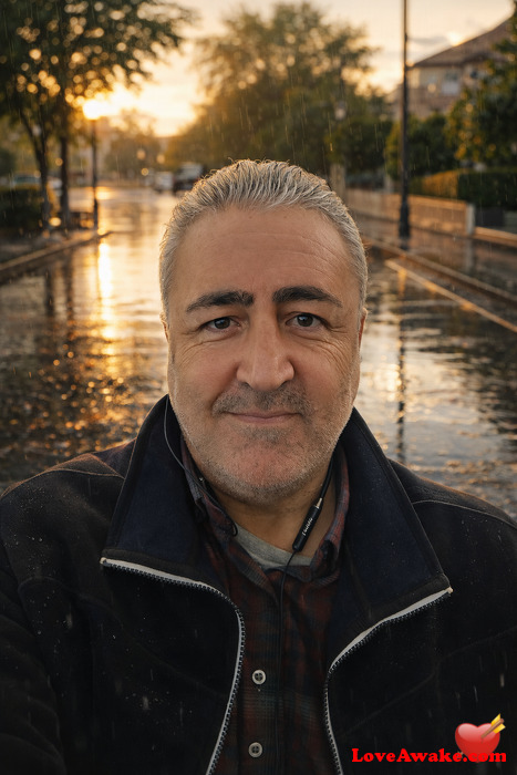 Bluertooth Turkish Man from Bursa