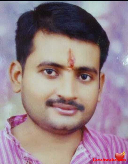 Manishk00 Indian Man from Lucknow