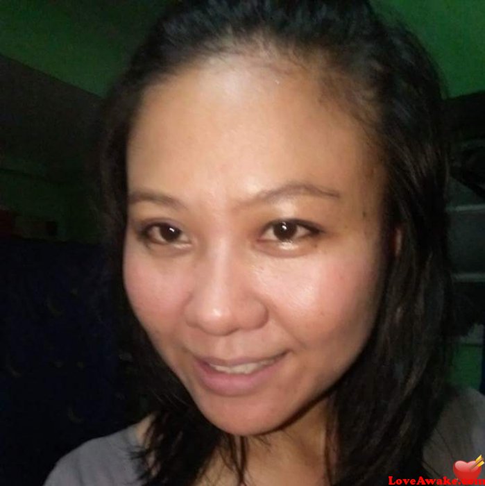 Cris12 Filipina Woman from Laoag, Luzon