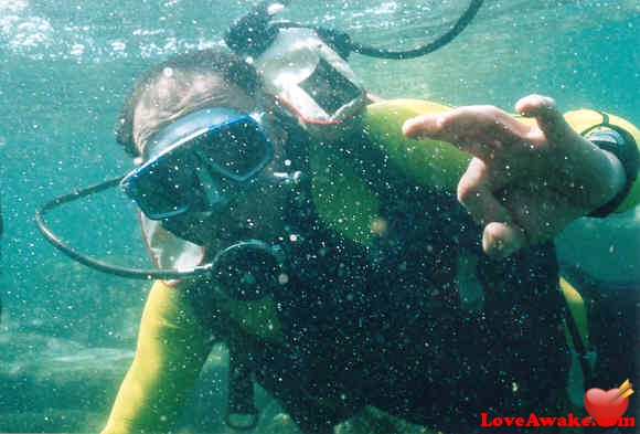 PADI Iranian Man from Tehran