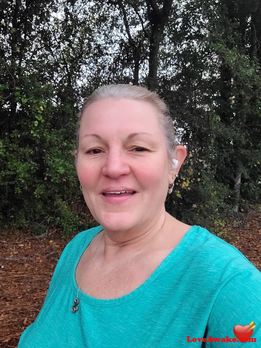 Caskretyx33 American Woman from Arlington
