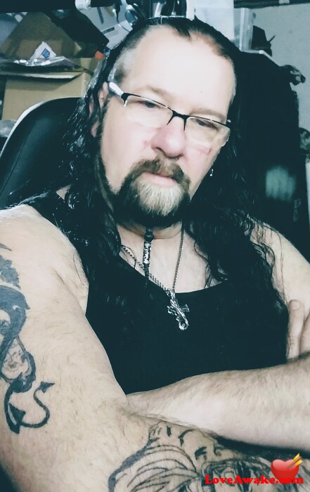 5co77y5626 American Man from Alma