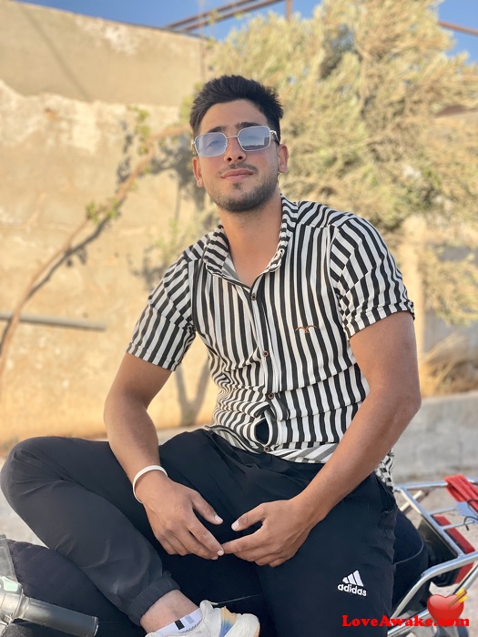 56xcz Lebanese Man from Tripoli