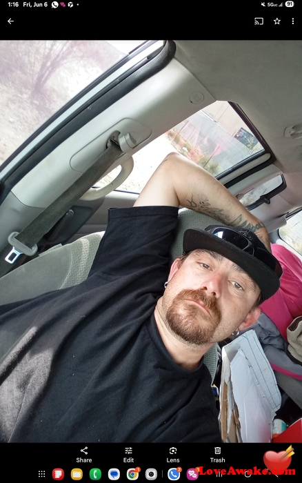 Chris2pher1 American Man from Ontario