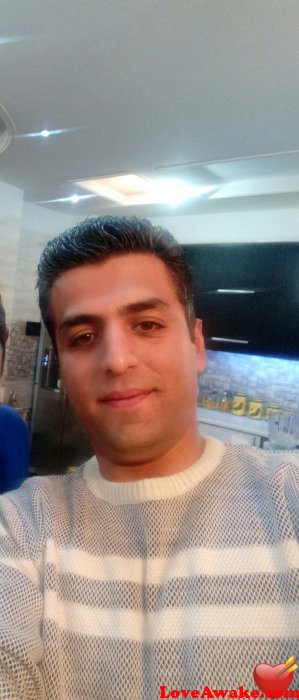 Ariakahriz Iranian Man from Tehran