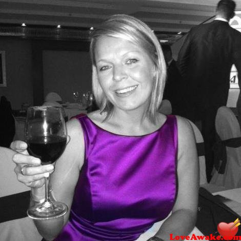 twinkle73 UK Woman from Northampton