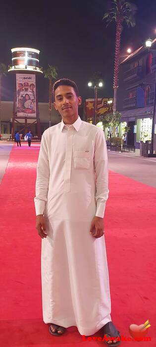 AZAZX Saudi Man from Riyadh