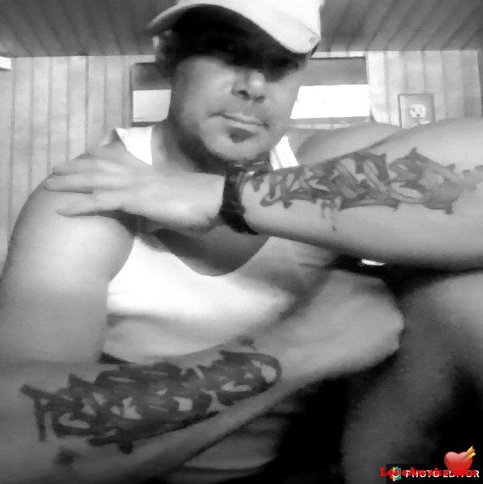 dunnyb American Man from Lafayette